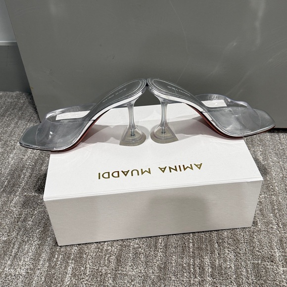 Amina Muaddi Lupita glass clear slipper plexi Silver pvc leather Heels - Picture 4 of 8